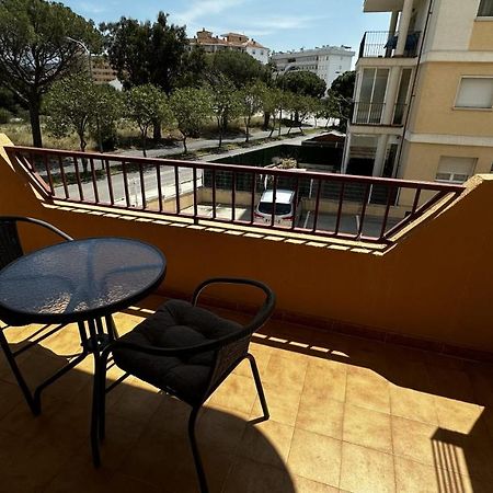 Apartamento De Playa En Santa Margarita. Roses Exteriér fotografie