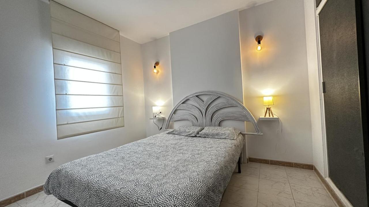 Apartamento De Playa En Santa Margarita. Roses Exteriér fotografie