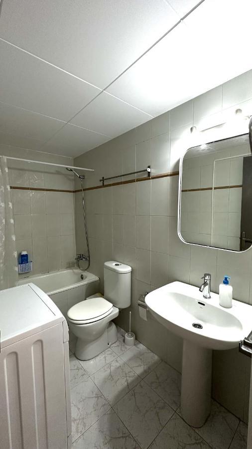 Apartamento De Playa En Santa Margarita. Roses Exteriér fotografie